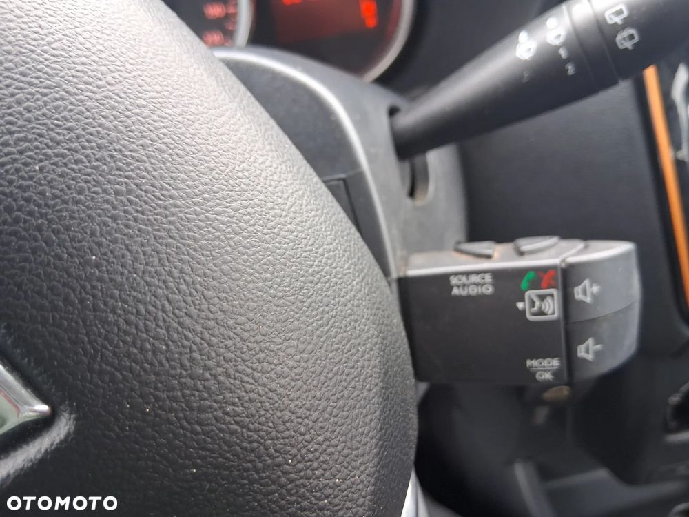 Dacia Lodgy 1.2 TCe Stepway - 9