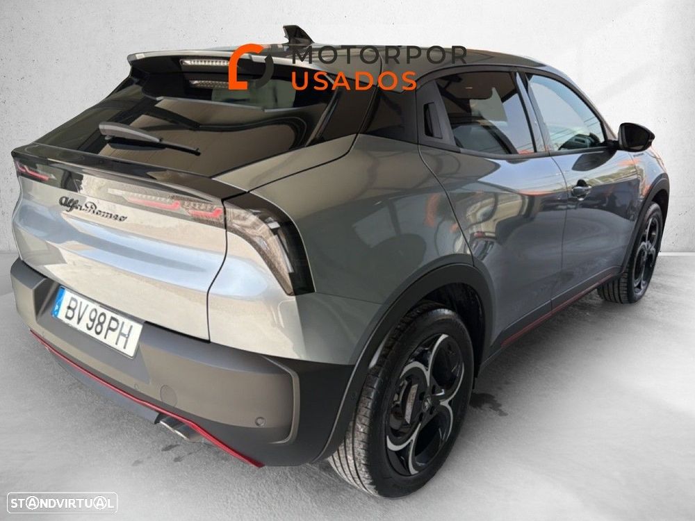Alfa Romeo Junior 1.2 Speciale eDCT6 - 4