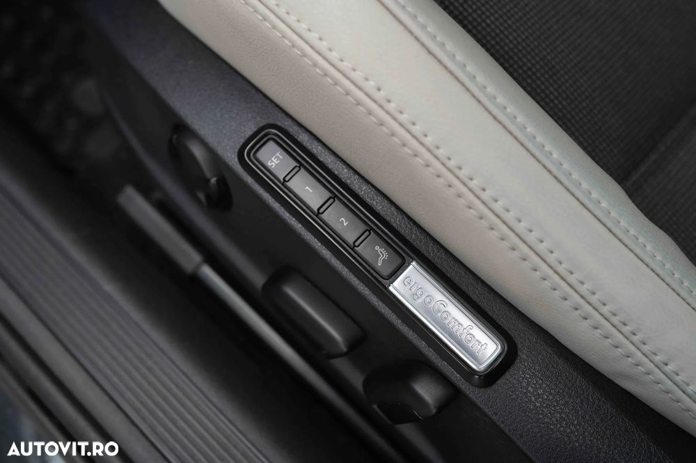 Volkswagen Passat 2.0 TDI DSG Highline - 15