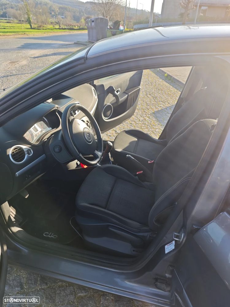 Renault Clio 1.5 dCi Dynamique S - 10