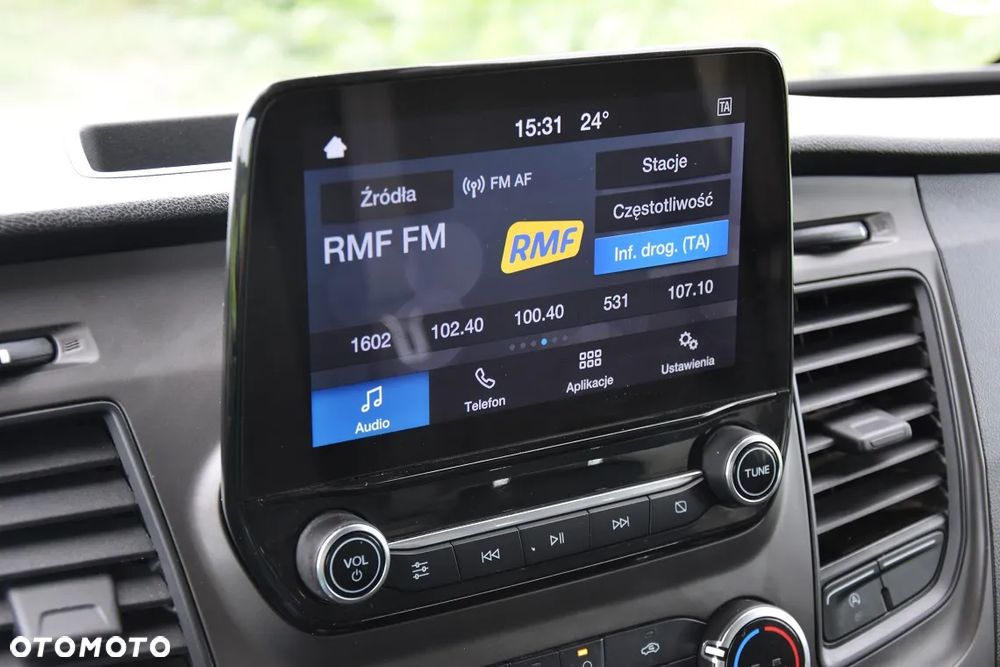 Ford TRANSIT CUSTOM 300 L2H1 - 24