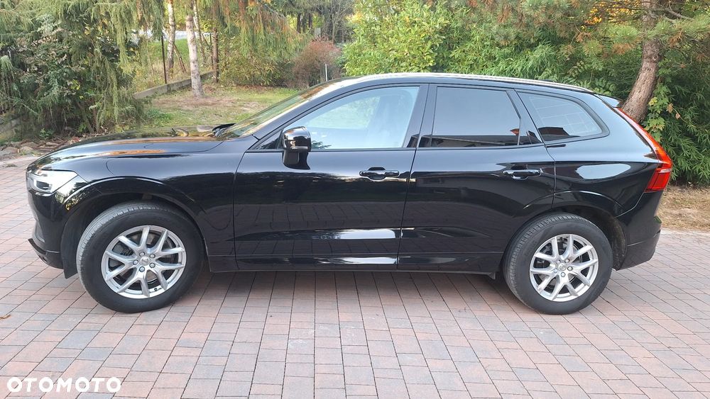Volvo XC 60 B4 D AWD Geartronic Momentum Pro - 10