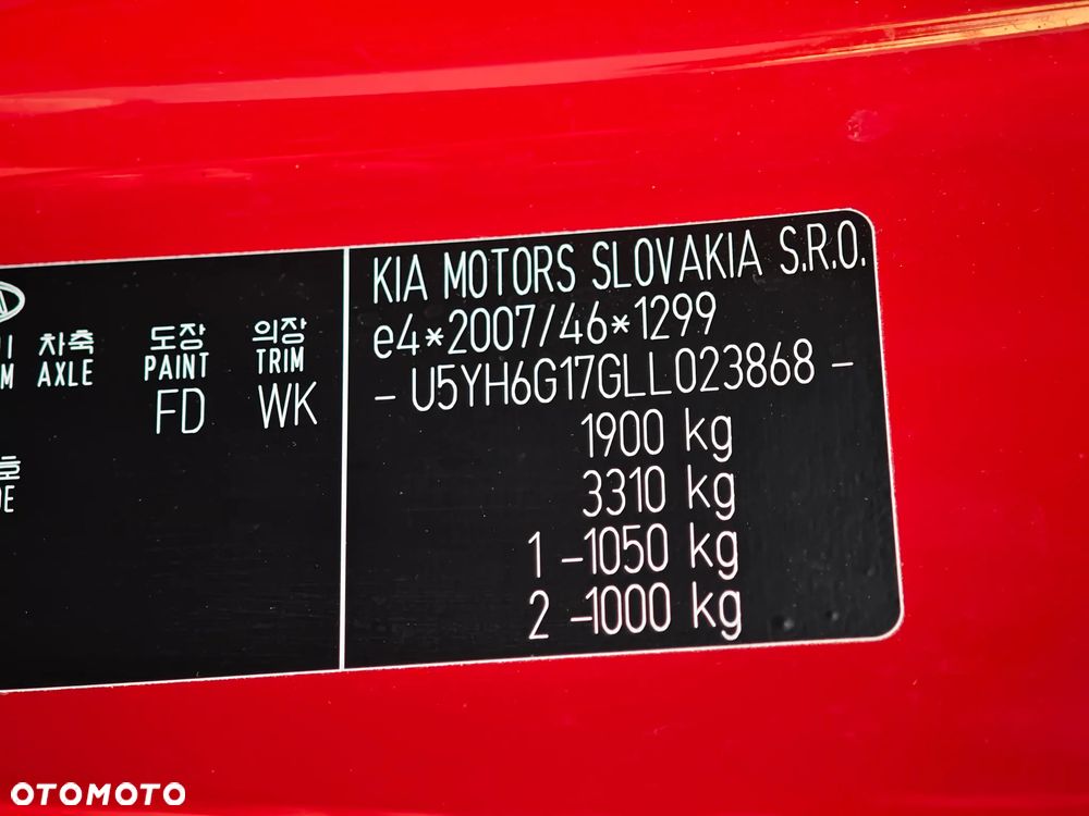 Kia ProCeed 1.6 T-GDI GT DCT - 17