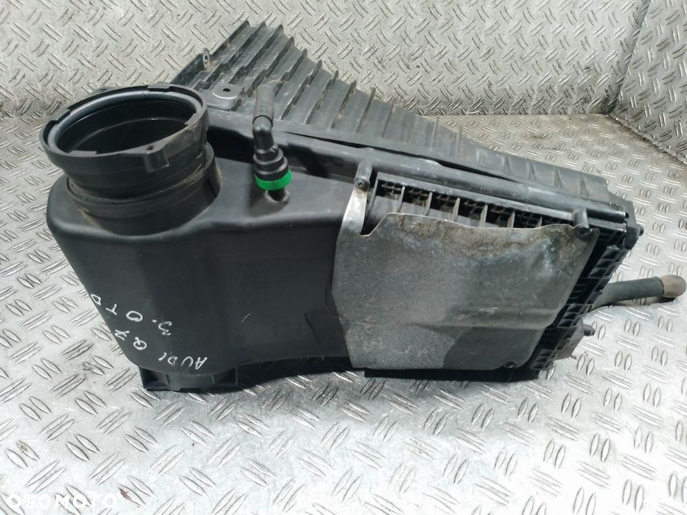 OBUDOWA FILTRA POWIETRZA AUDI Q7 (2005-2015)  7L6129601AR 3.0 TDI - 2
