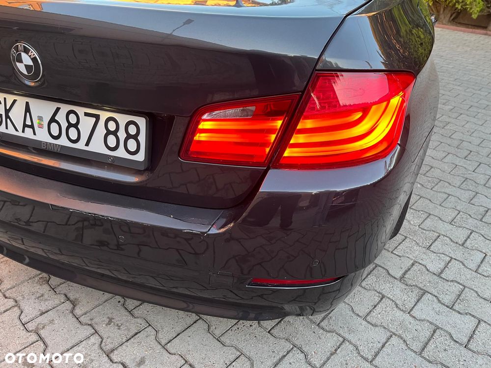 BMW Seria 5 528i xDrive - 5