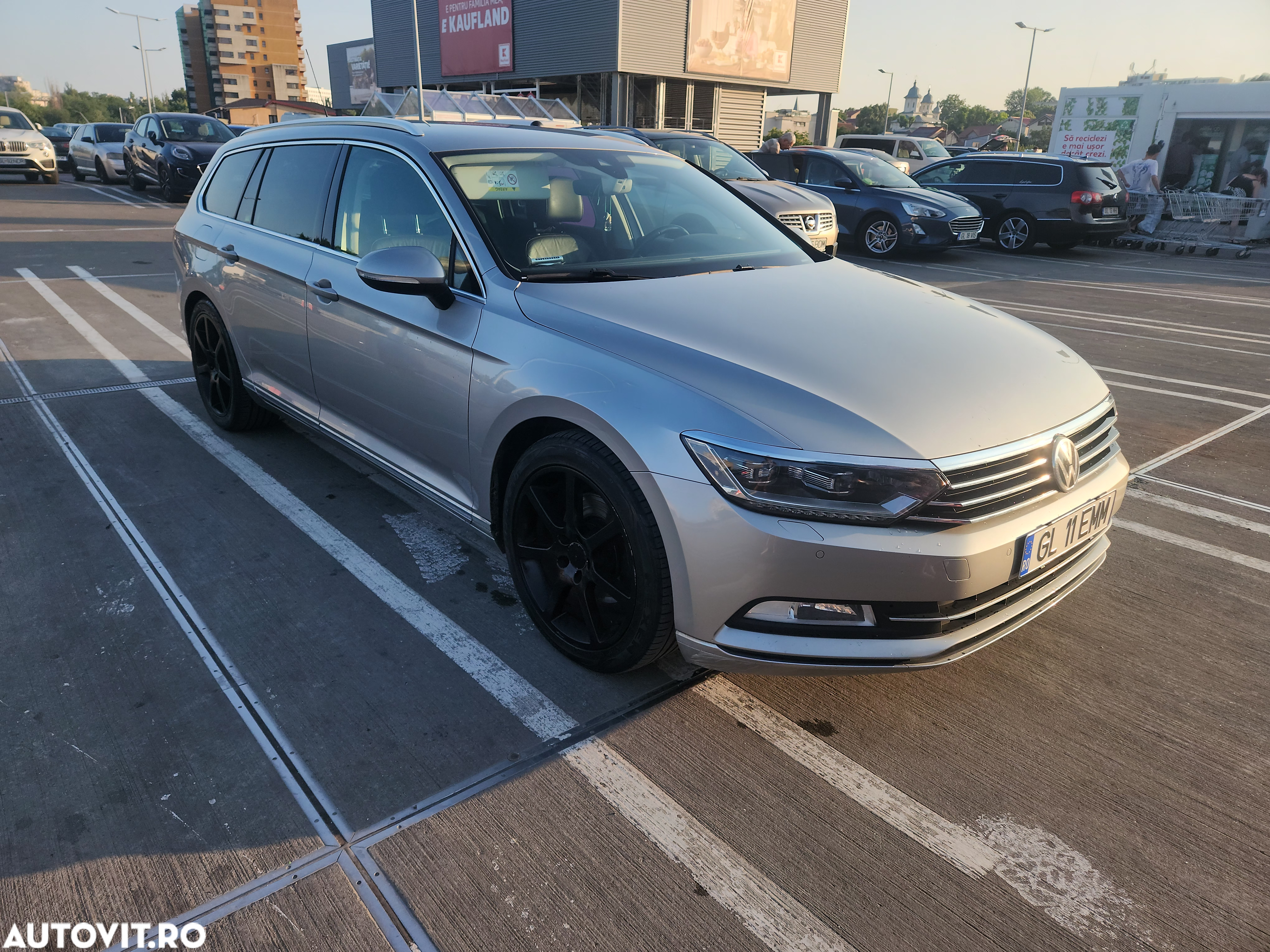 Volkswagen Passat Variant 2.0 TDI DSG Comfortline - 2