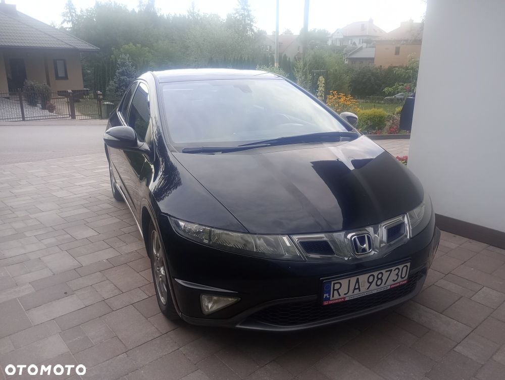 Honda Civic 2010 photo 2