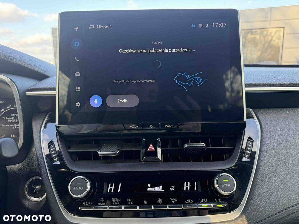 Toyota Corolla Cross - 28