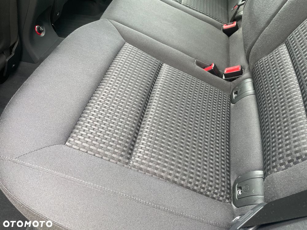 Audi Q3 2.0 TDI Design - 31