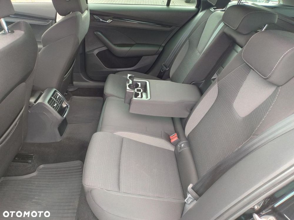 Skoda Octavia 1.5 TSI ACT Ambition - 11