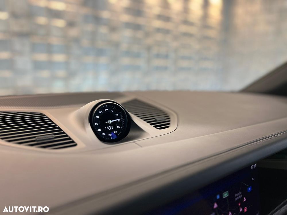 Porsche Cayenne Standard - 21
