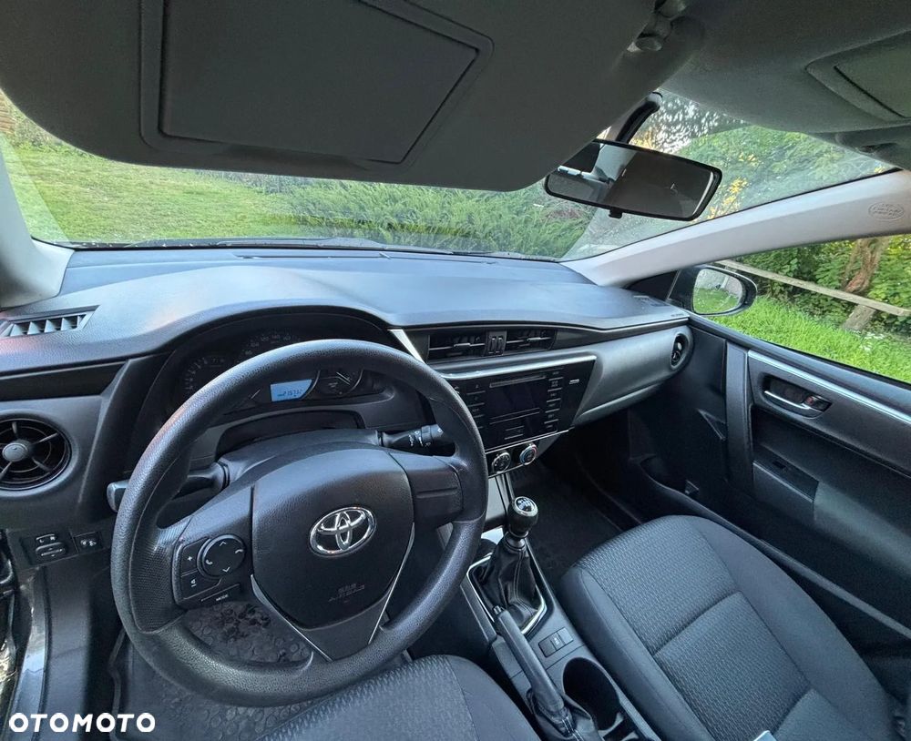 Toyota Corolla 1.6 Active - 9