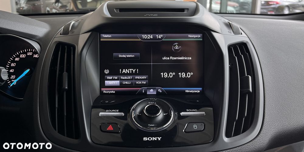 Ford Kuga 2.0 TDCi 4x4 Titanium - 28