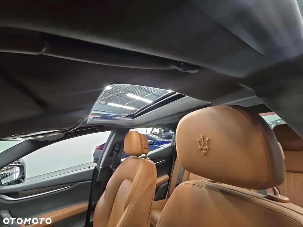 Maserati Ghibli - 9