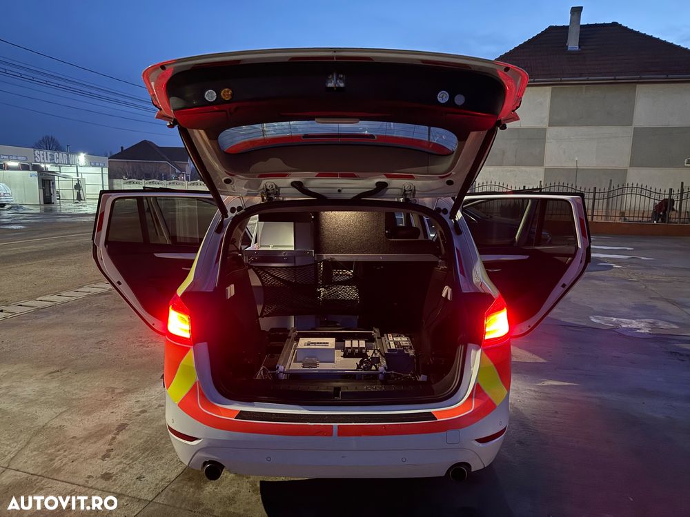 BMW Seria 2 220d Sport-Aut. M Sport - 31