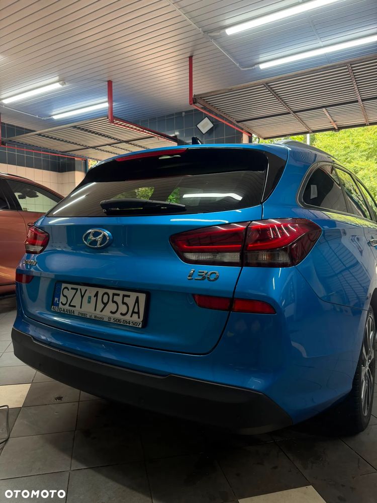 Hyundai i30 1.4 T-GDI Premiere Luxury - 19
