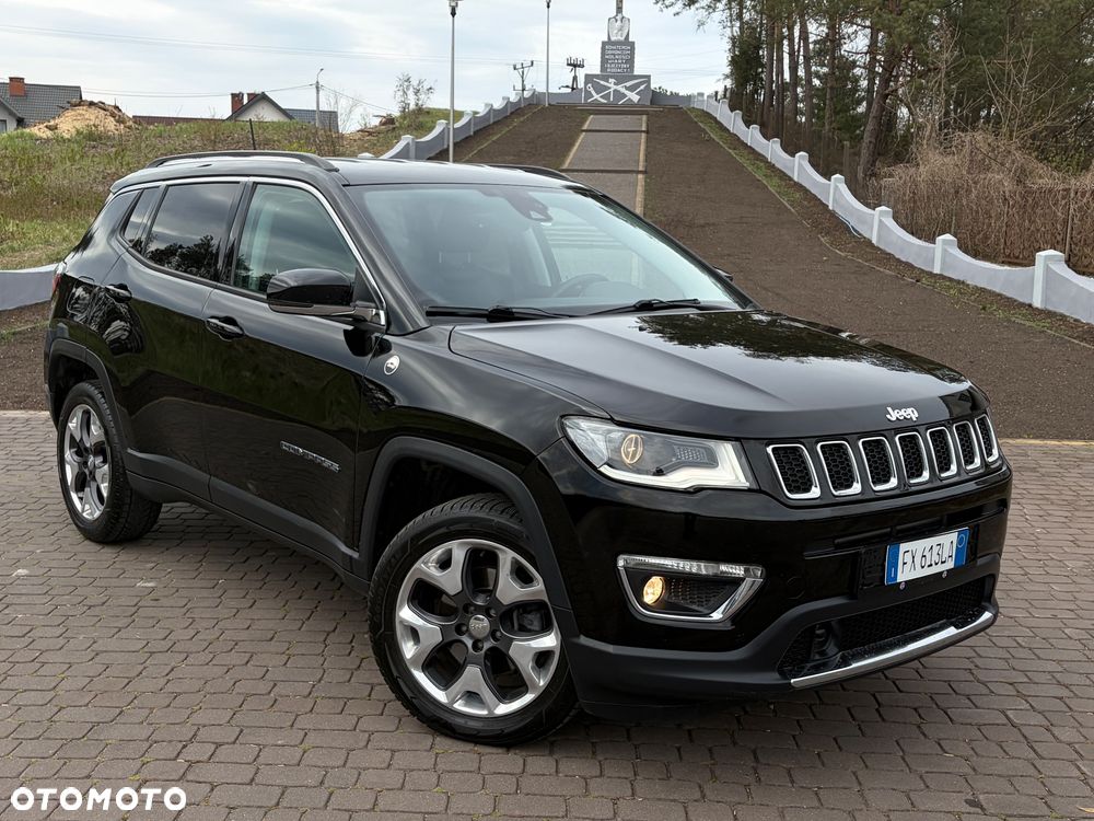Jeep Compass - 1