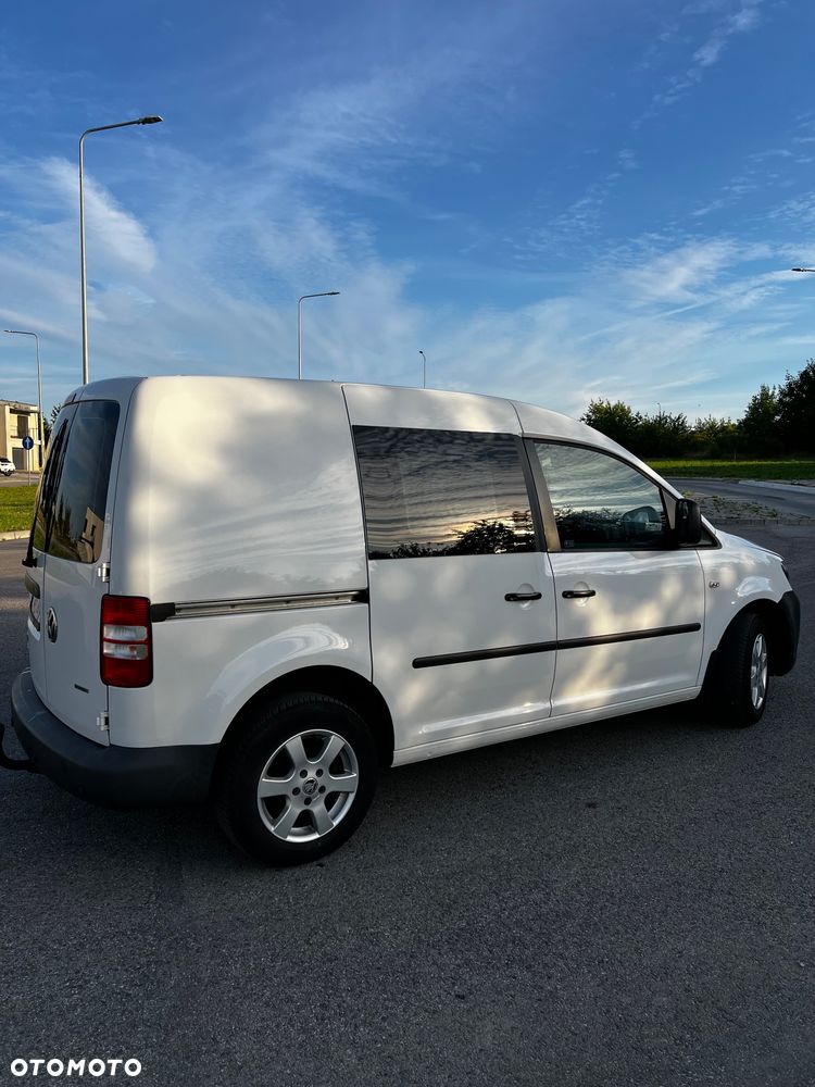 Volkswagen Caddy - 17