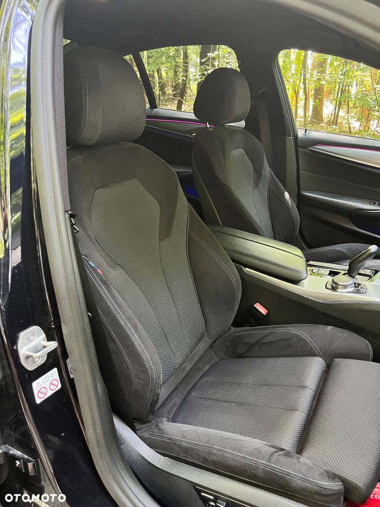BMW Seria 5 520d xDrive M Sport sport - 21