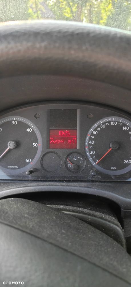 Volkswagen Caddy Mixt - 9