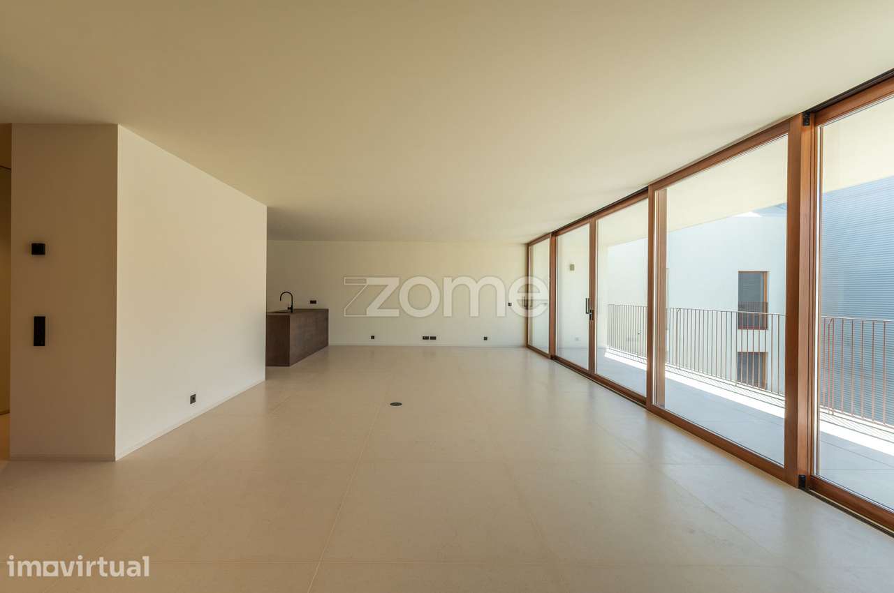 T4 Duplex com Piscina privativa - Matosinhos Sul - Grande imagem: 2/39