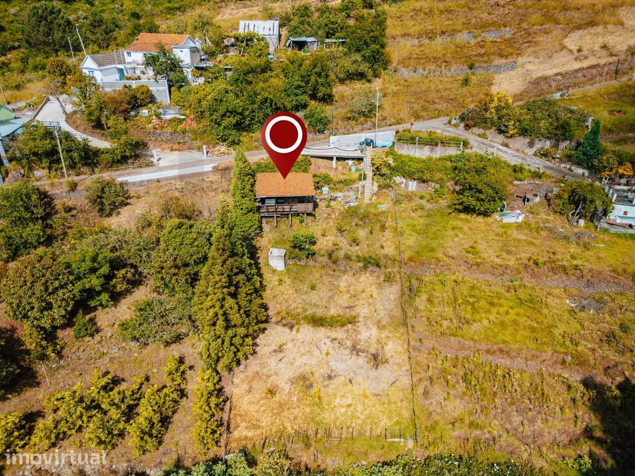 Terreno Rústico com 670m2 no Rochão, Camacha – Natureza e Proximidade - Grande imagem: 5/15
