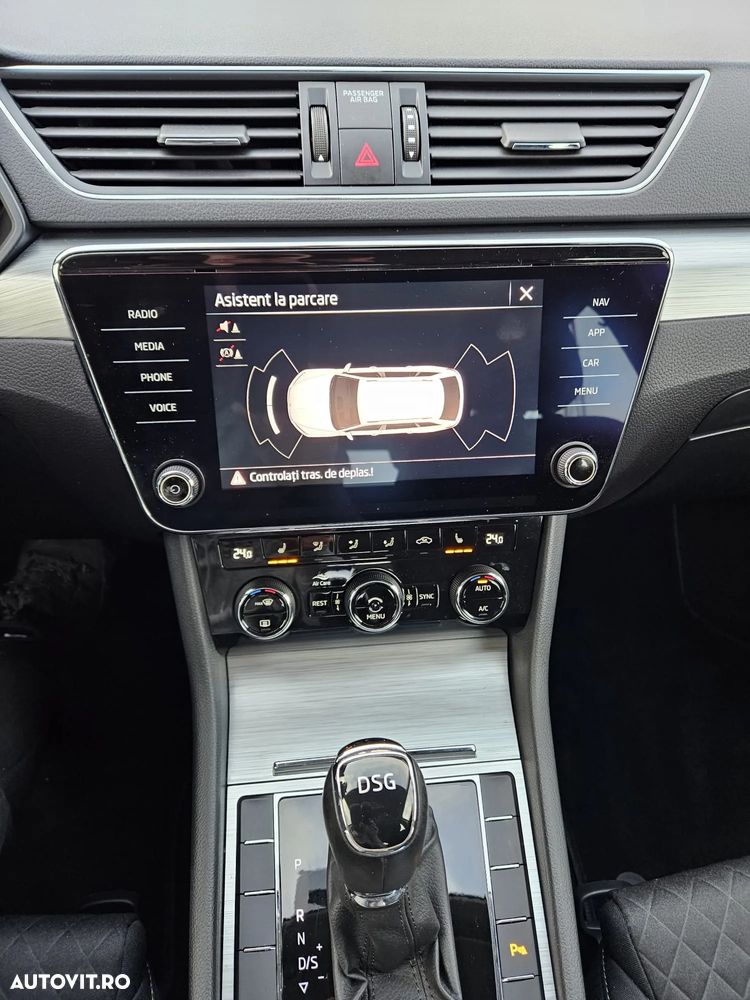 Skoda Superb 2.0 TDI DSG Premium Edition - 15