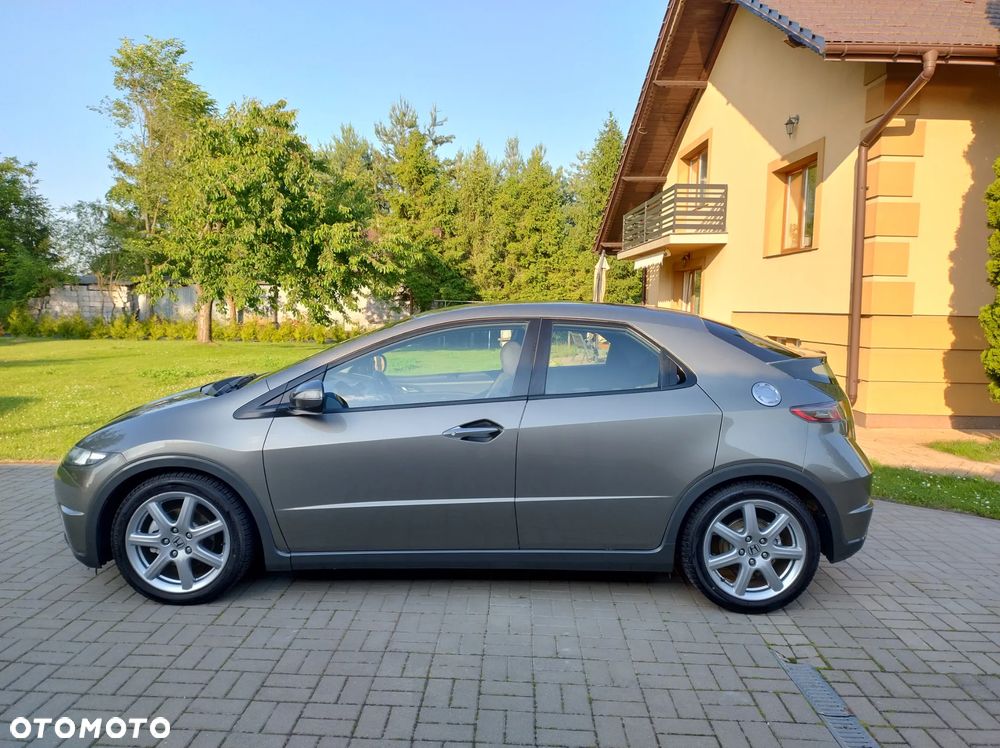 Honda Civic 1.8i-VTEC Executive - 13