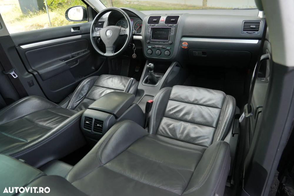Volkswagen Jetta 2.0 TDI DPF Highline - 14
