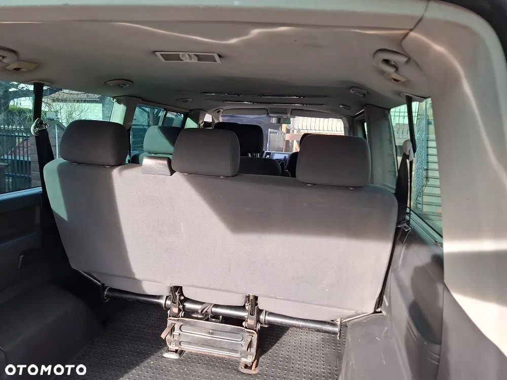 Volkswagen Caravelle TDI L2 - 12