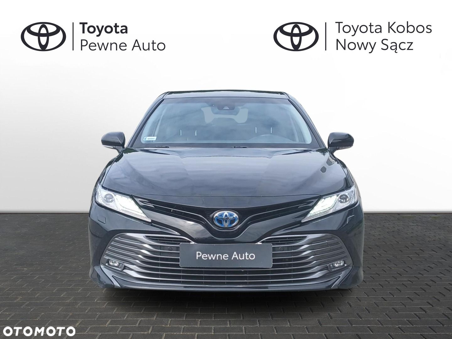 Toyota Camry 2.5 Hybrid Executive CVT - 8