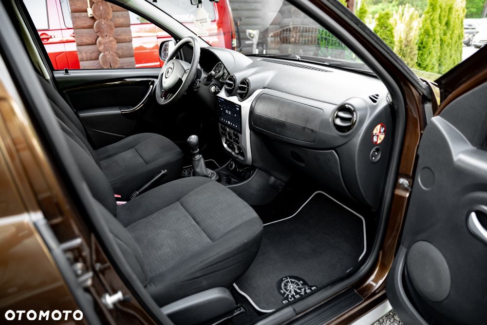 Dacia Duster 1.6 16V 4x4 - 22