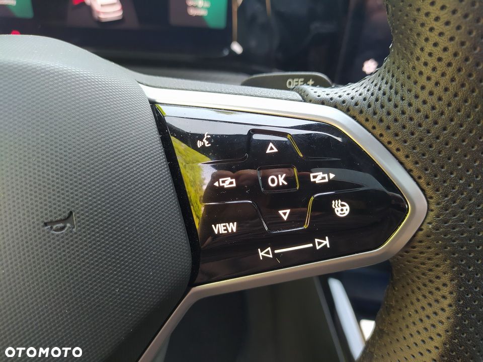 Volkswagen Golf - 12