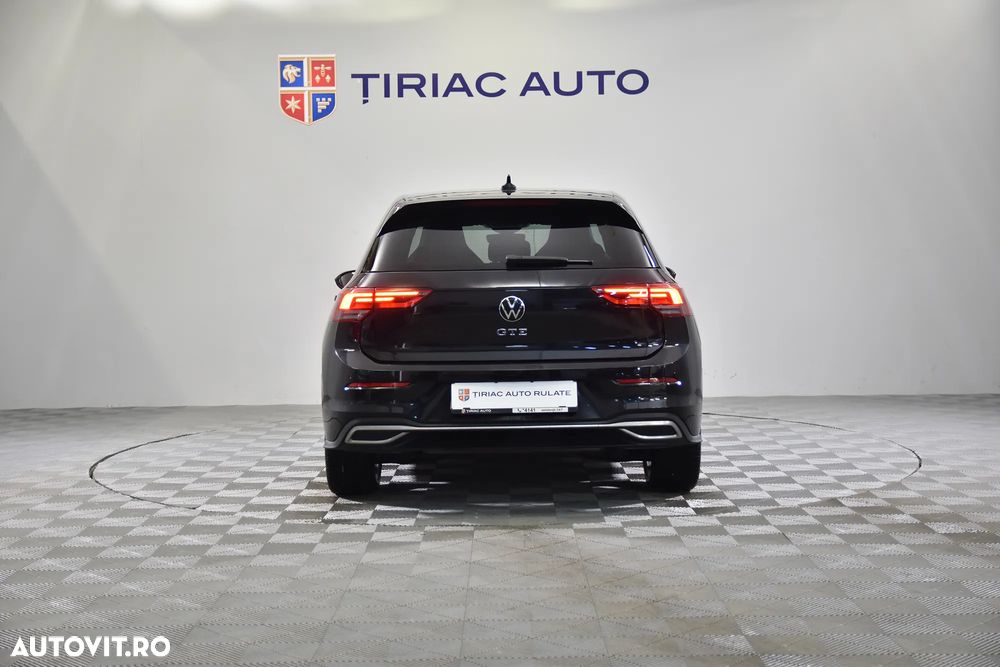 Volkswagen Golf 1.4 GTE Plug-In-Hybrid DSG - 4
