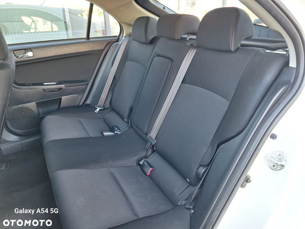 Mitsubishi Lancer 1.8 Inform - 19
