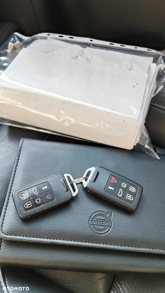 Volvo V70 D2 Geartronic Powershift Momentum - 23