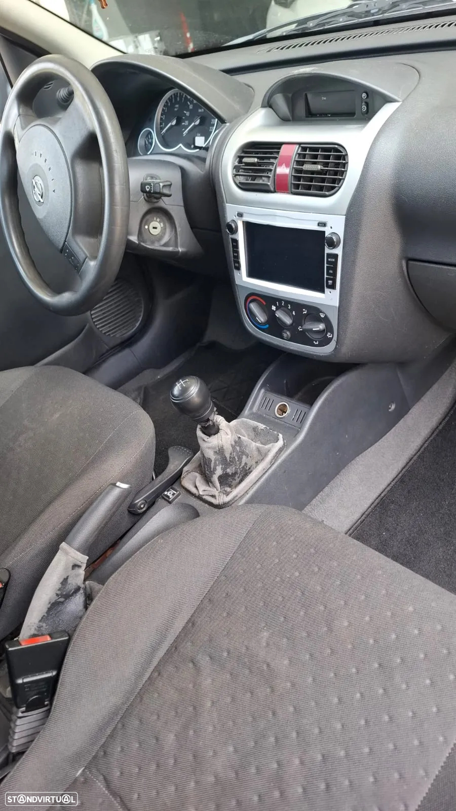 Opel Corsa 1.2 Twinport Enjoy - 8