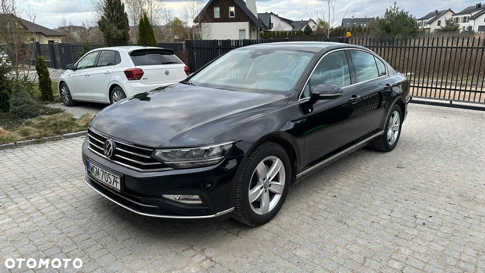 Volkswagen Passat 1.5 TSI EVO Elegance DSG - 1