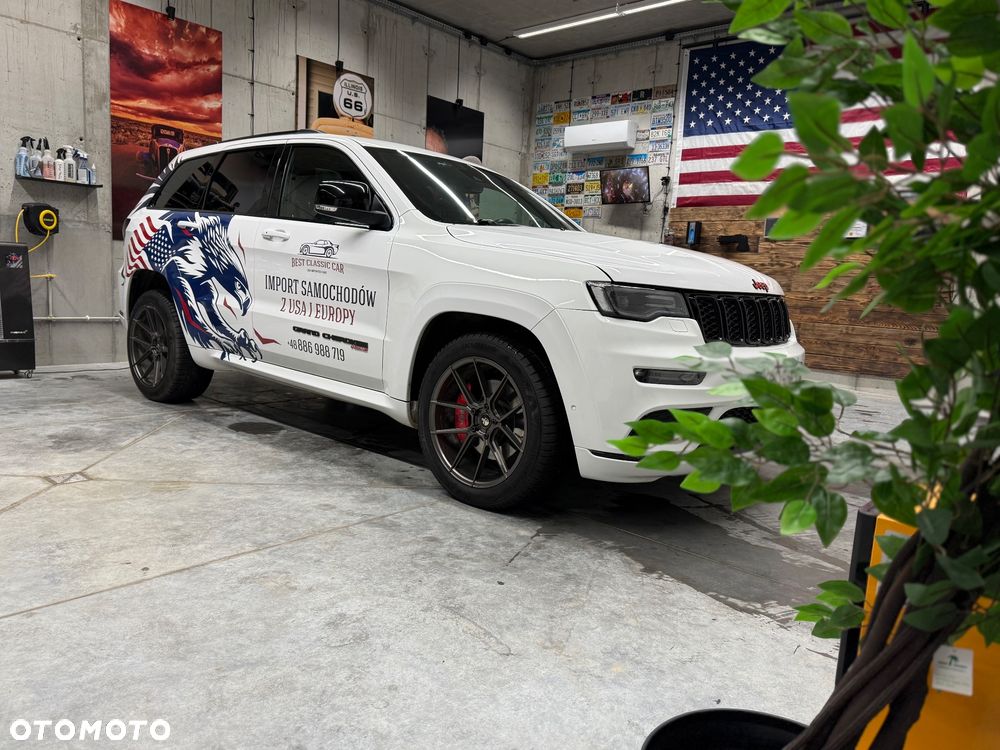 Jeep Grand Cherokee - 9