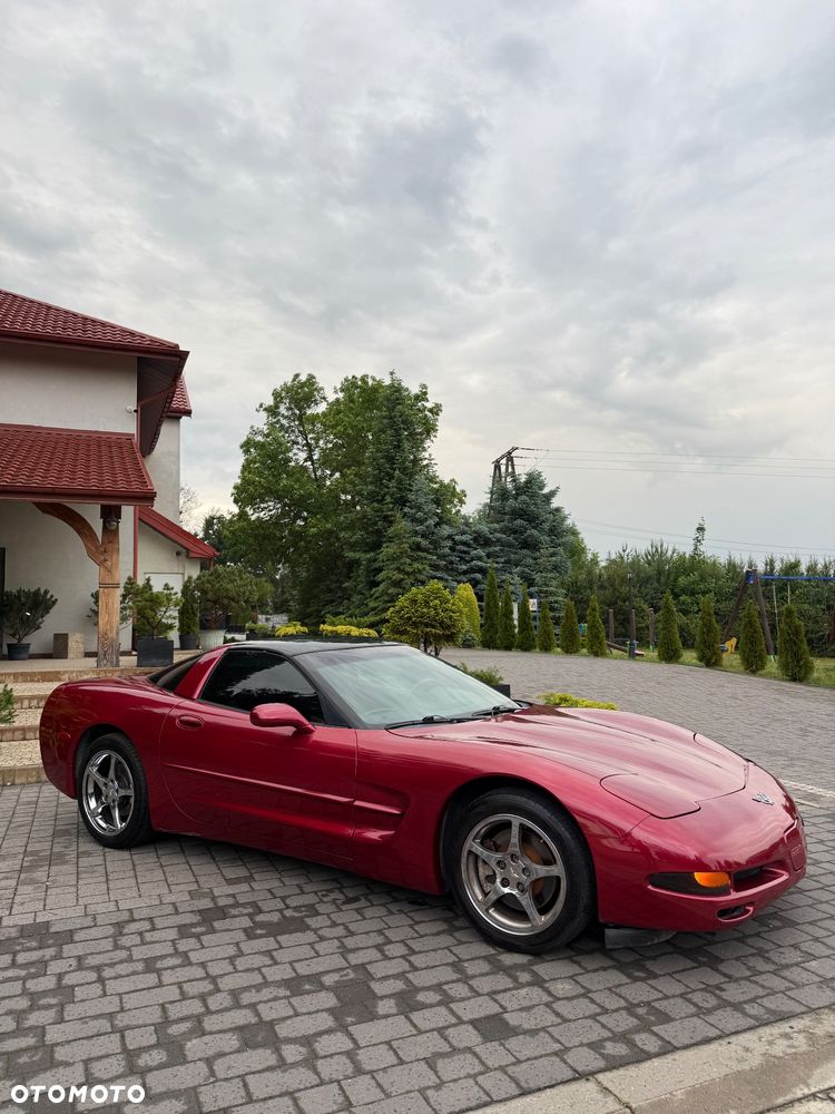 Chevrolet Corvette - 1