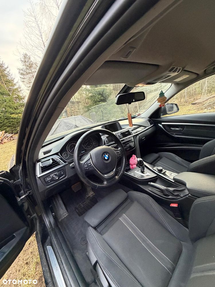 BMW Seria 3 320d Advantage sport - 2