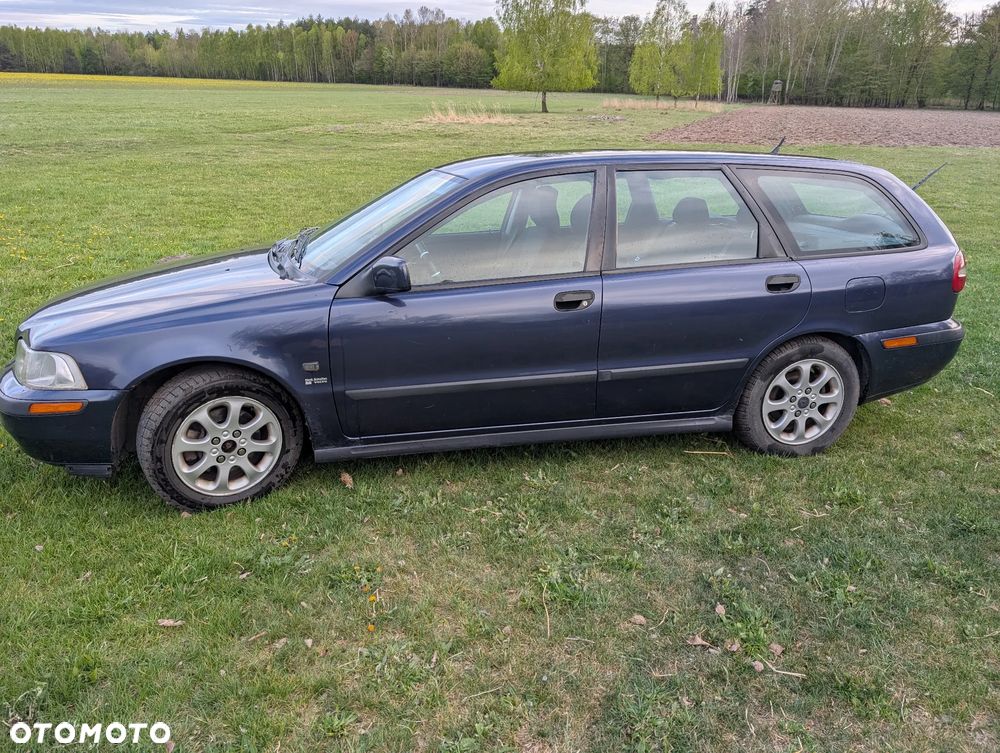 Volvo V40 - 2