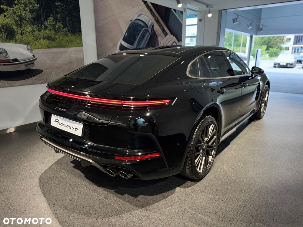 Porsche Panamera - 8