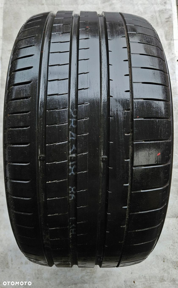 325/35/22 325/35r22 114y Yokohama ADVAN Sport v107