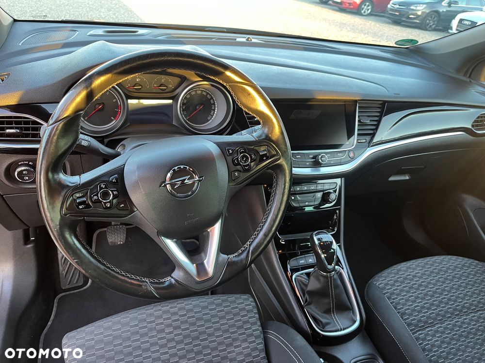 Opel Astra 1.4 Turbo Innovation - 13