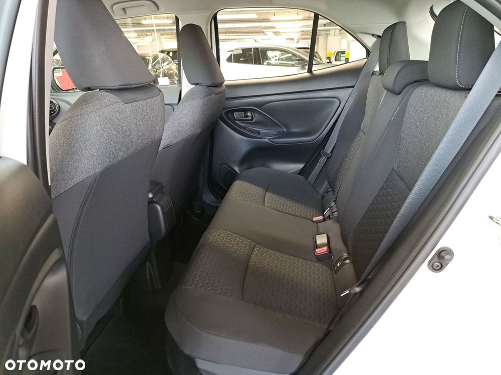 Toyota Yaris Cross Hybrid 1.5 Comfort - 13