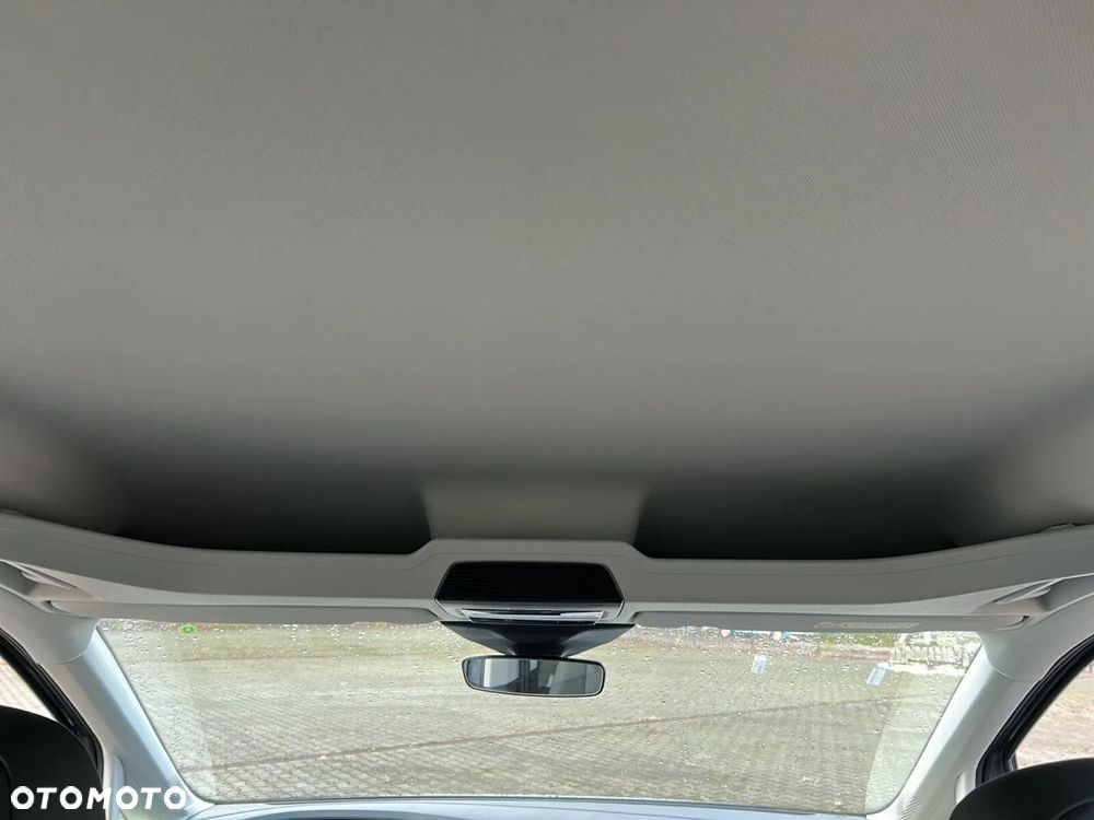 Volkswagen Caddy - 29