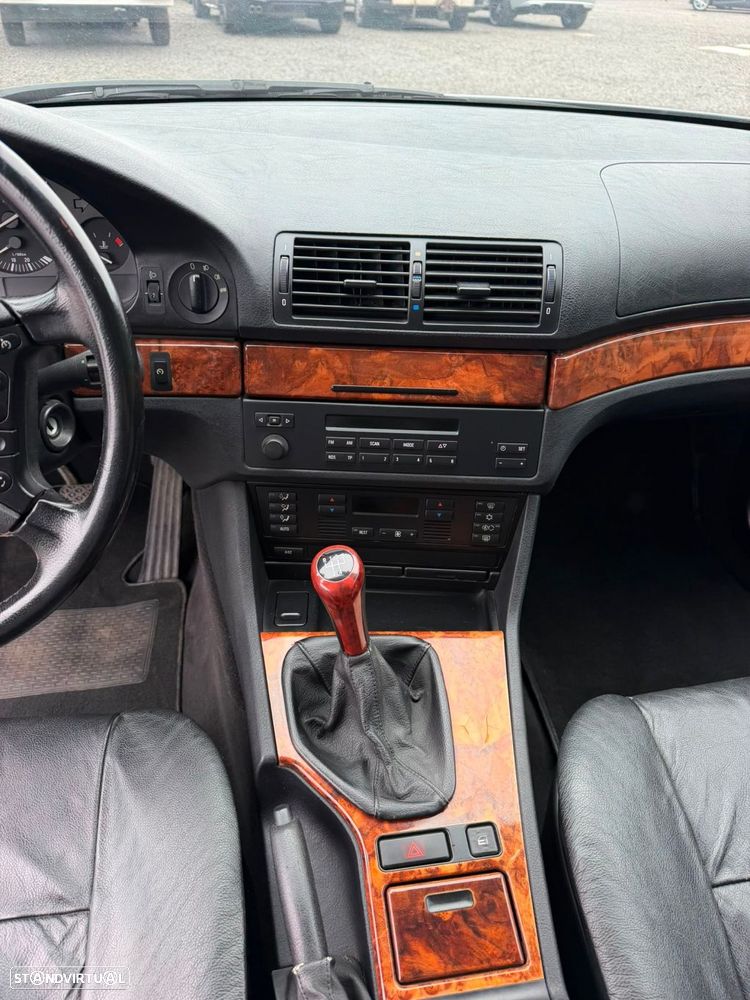 BMW 520 i - 24