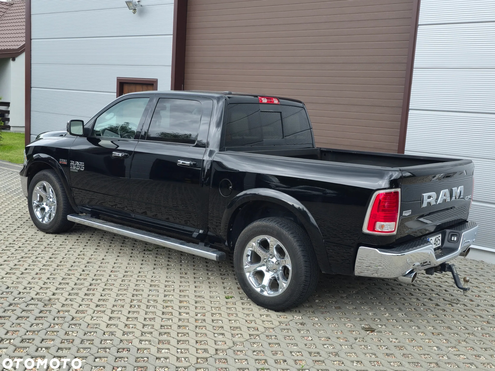 RAM 1500 5.7 Crew Cab Shortbed Laramie Sport Full - 4