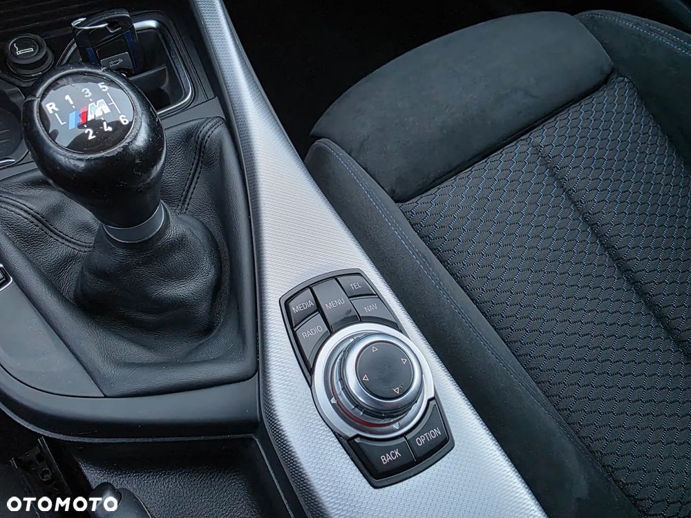 BMW Seria 1 116i Sport Line - 18